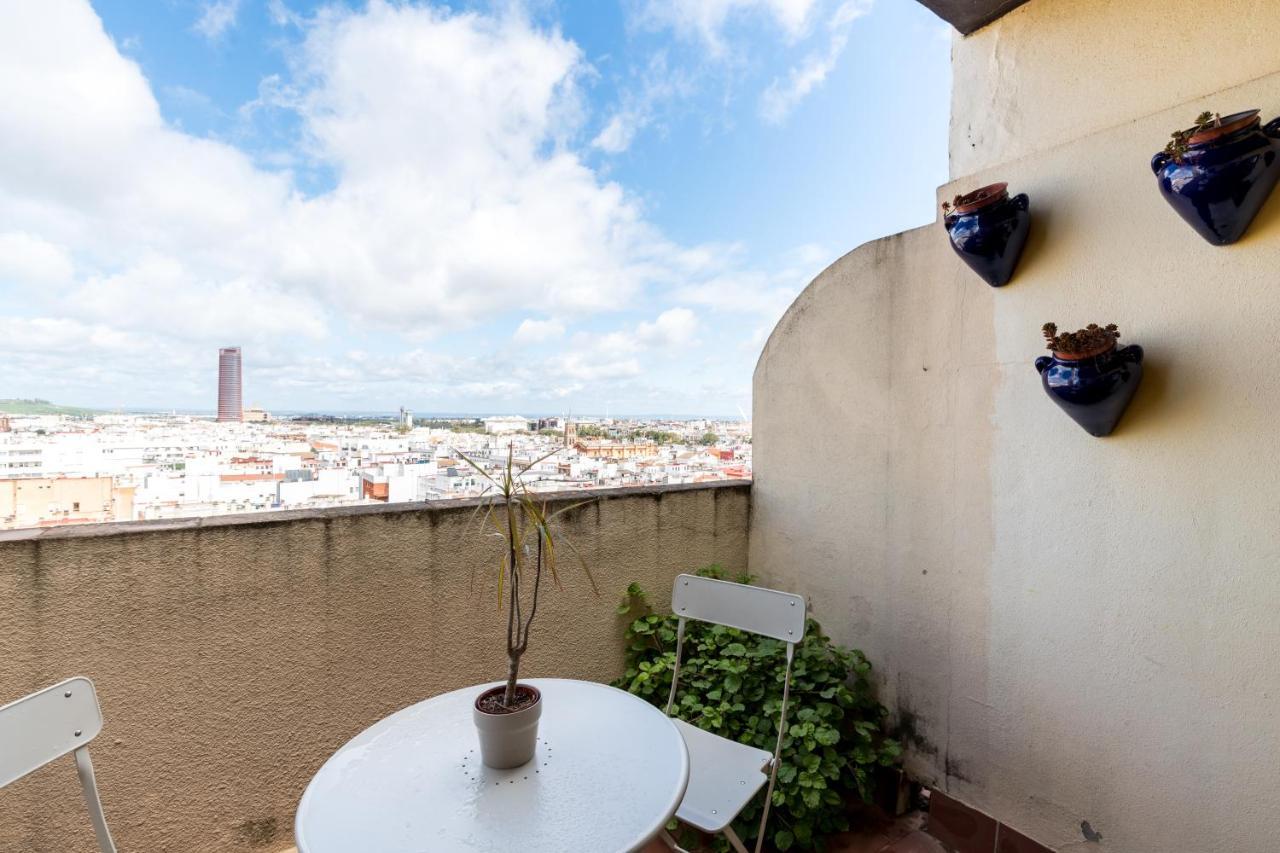 Holi-Rent Apartamento Resitur Севилья Экстерьер фото