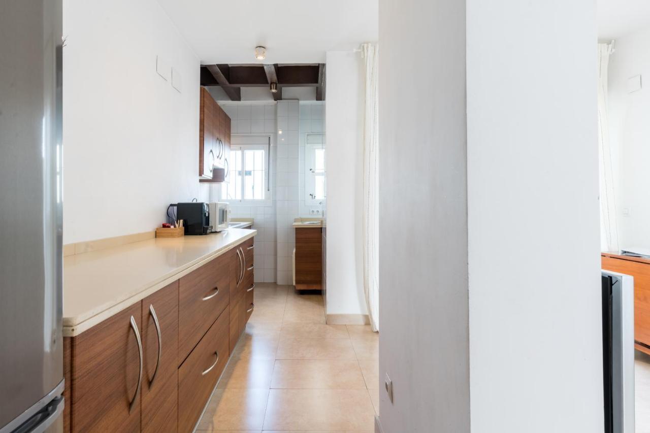 Holi-Rent Apartamento Resitur Севилья Экстерьер фото