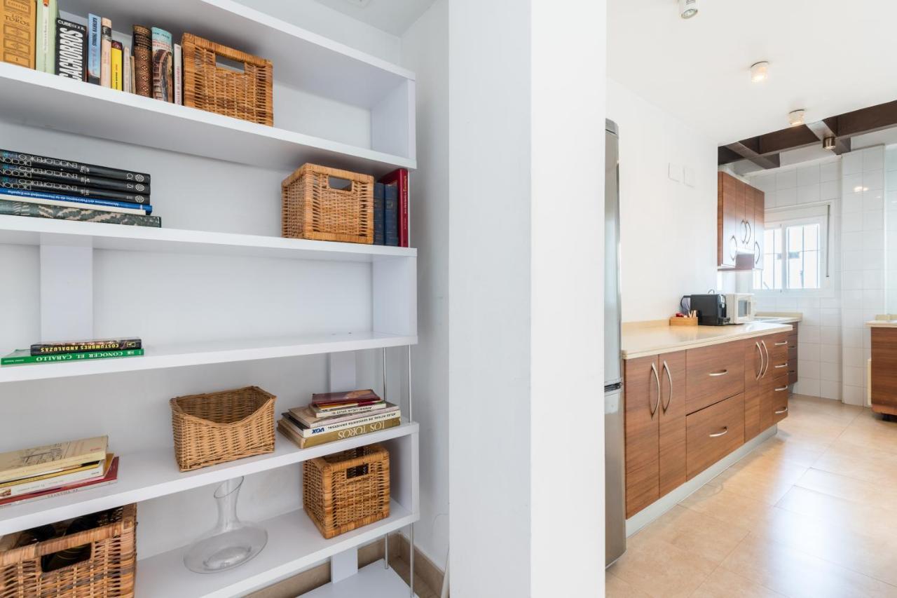 Holi-Rent Apartamento Resitur Севилья Экстерьер фото