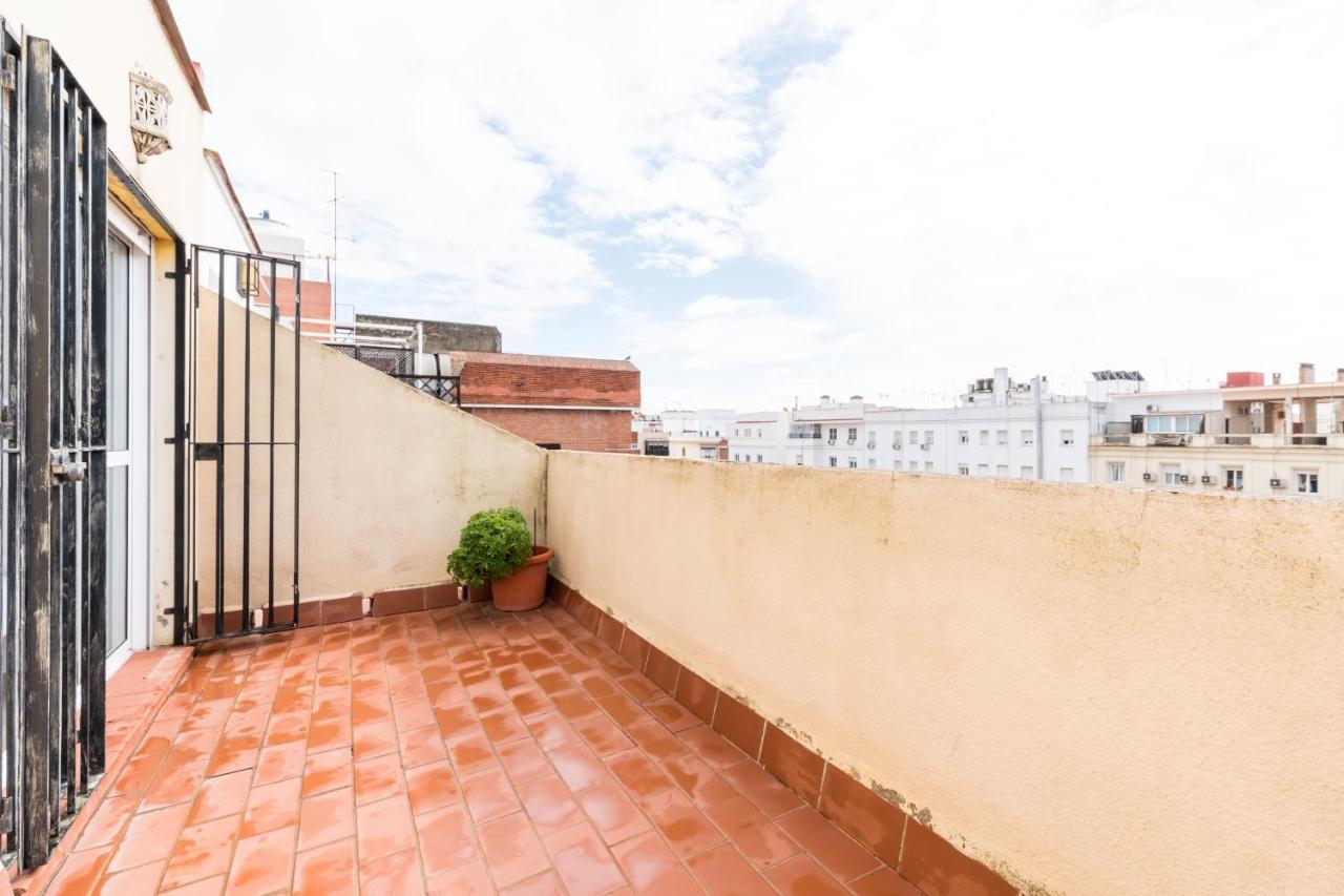 Holi-Rent Apartamento Resitur Севилья Экстерьер фото